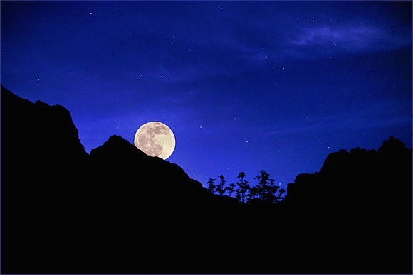 Zion Moonriseprints 6x9, 10x15, 12x18, 16x24